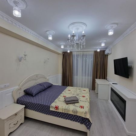Business Class Apartments In The City Center キシナウ エクステリア 写真
