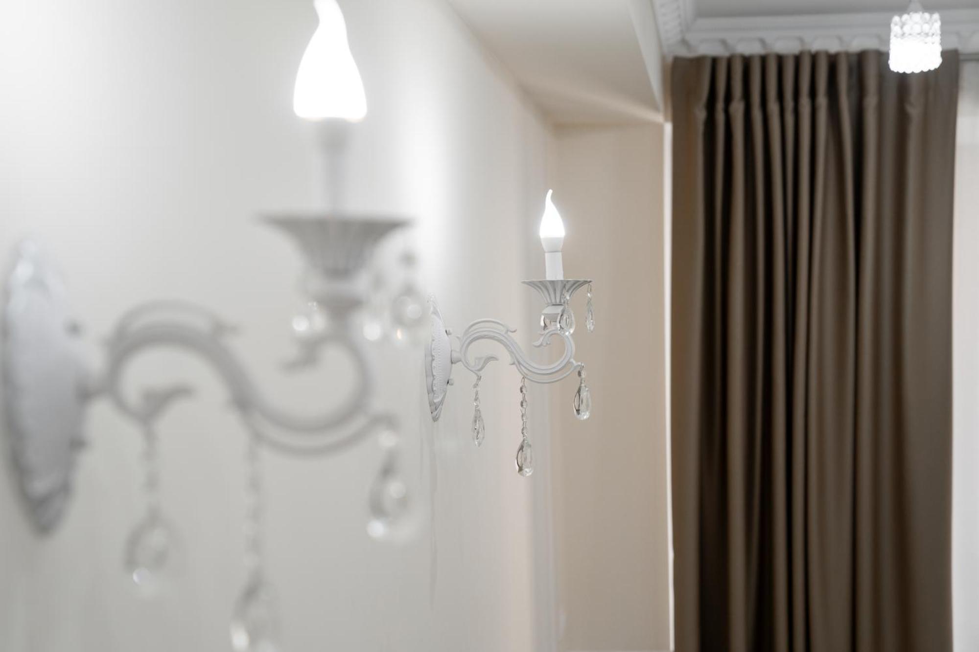 Business Class Apartments In The City Center キシナウ エクステリア 写真