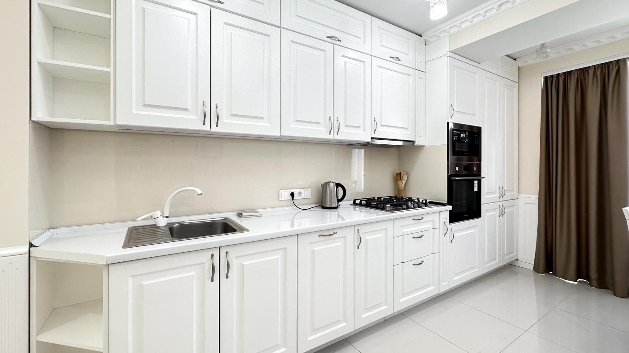 Business Class Apartments In The City Center キシナウ エクステリア 写真