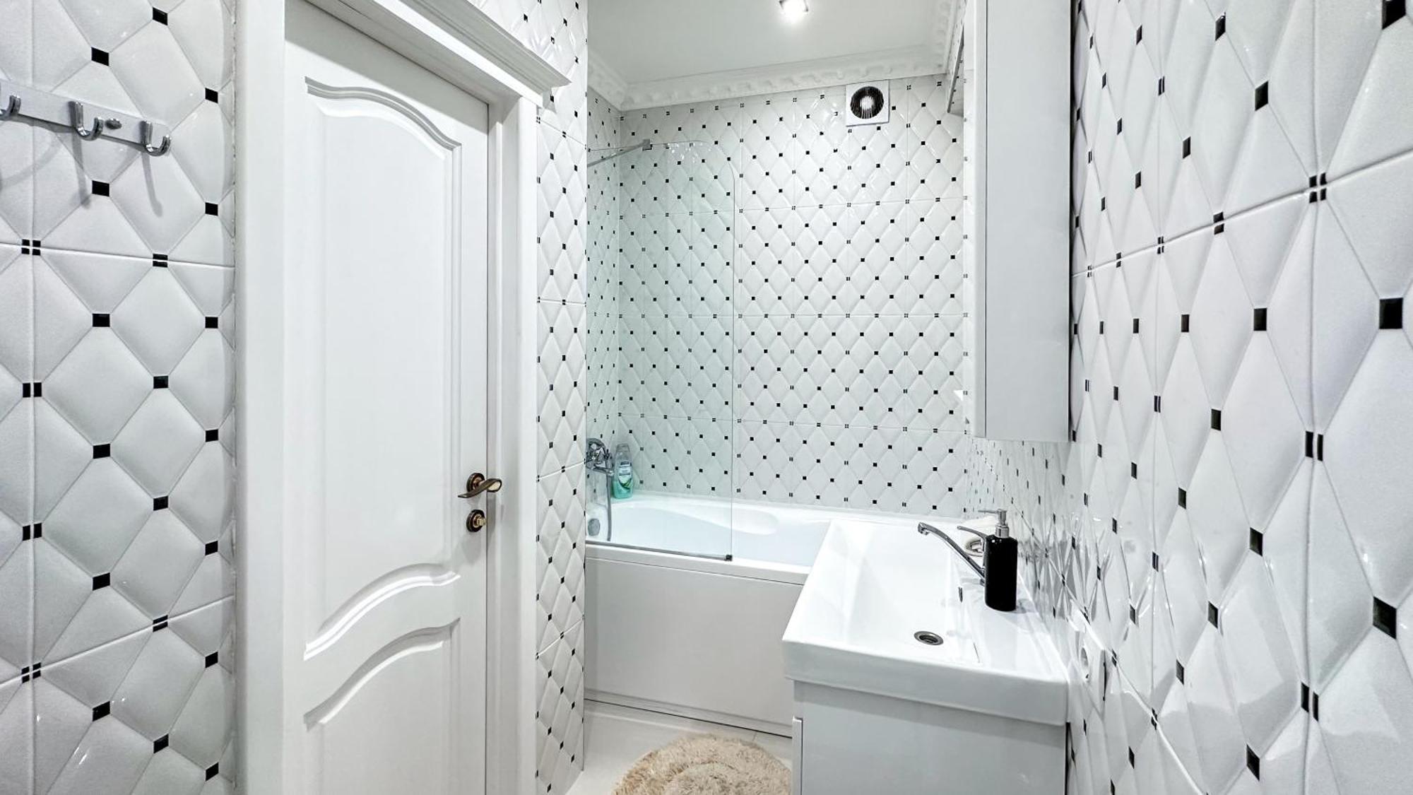 Business Class Apartments In The City Center キシナウ エクステリア 写真