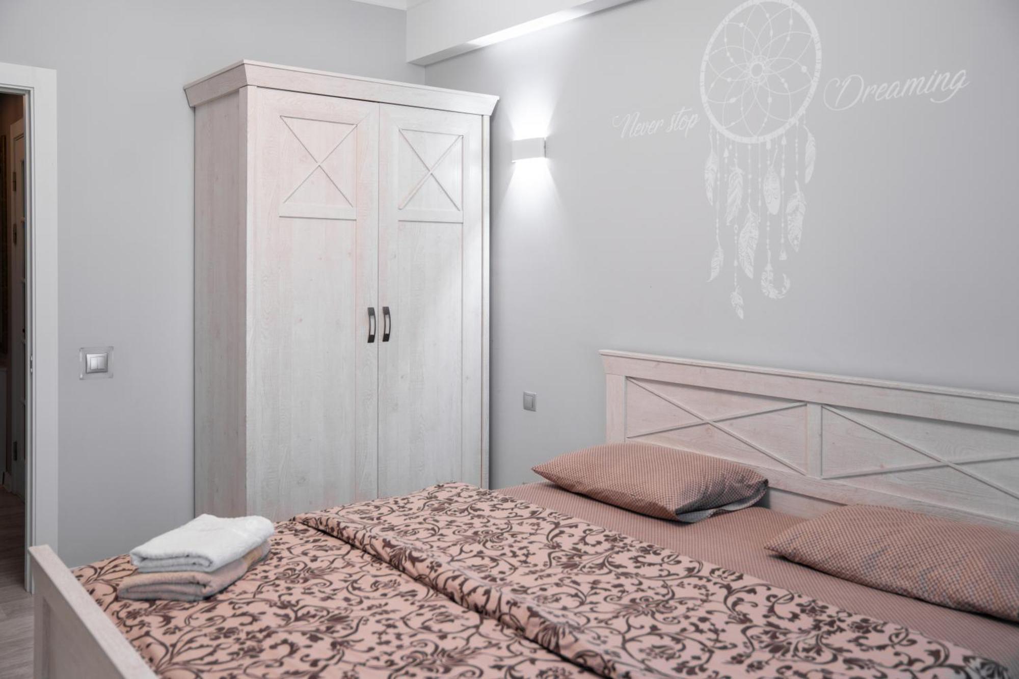 Business Class Apartments In The City Center キシナウ エクステリア 写真